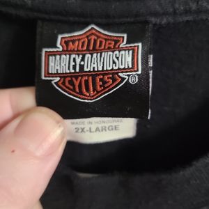 Harley davidson tshirt 2 xl.